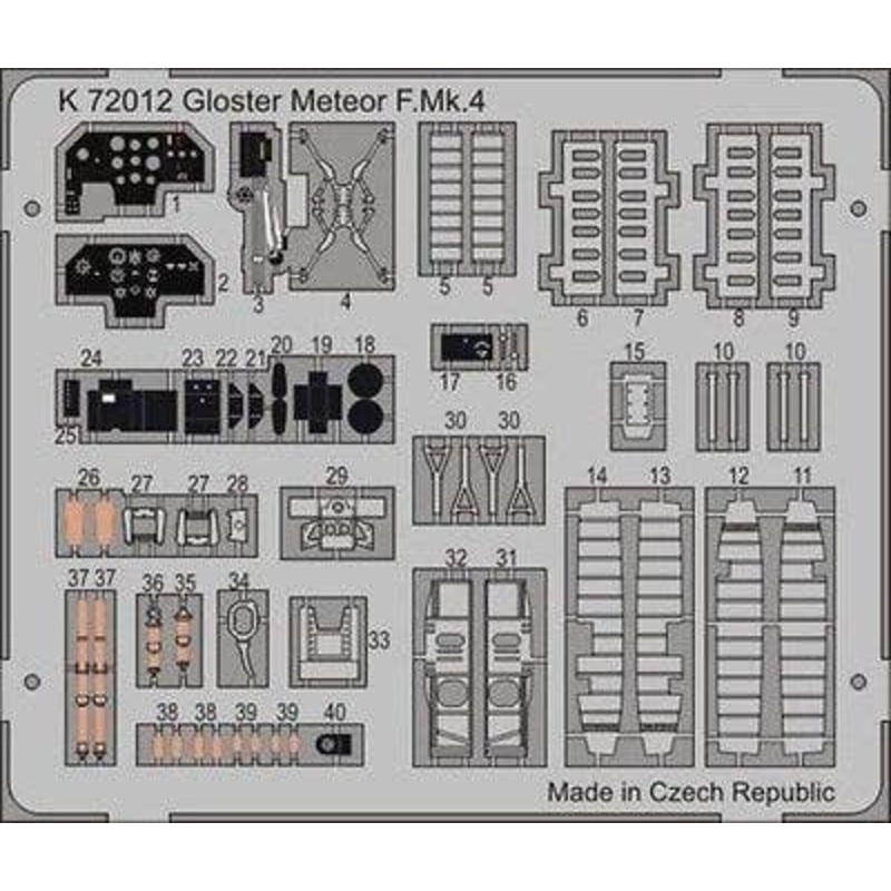 1/72 Gloster Meteor Mk.4 color photo