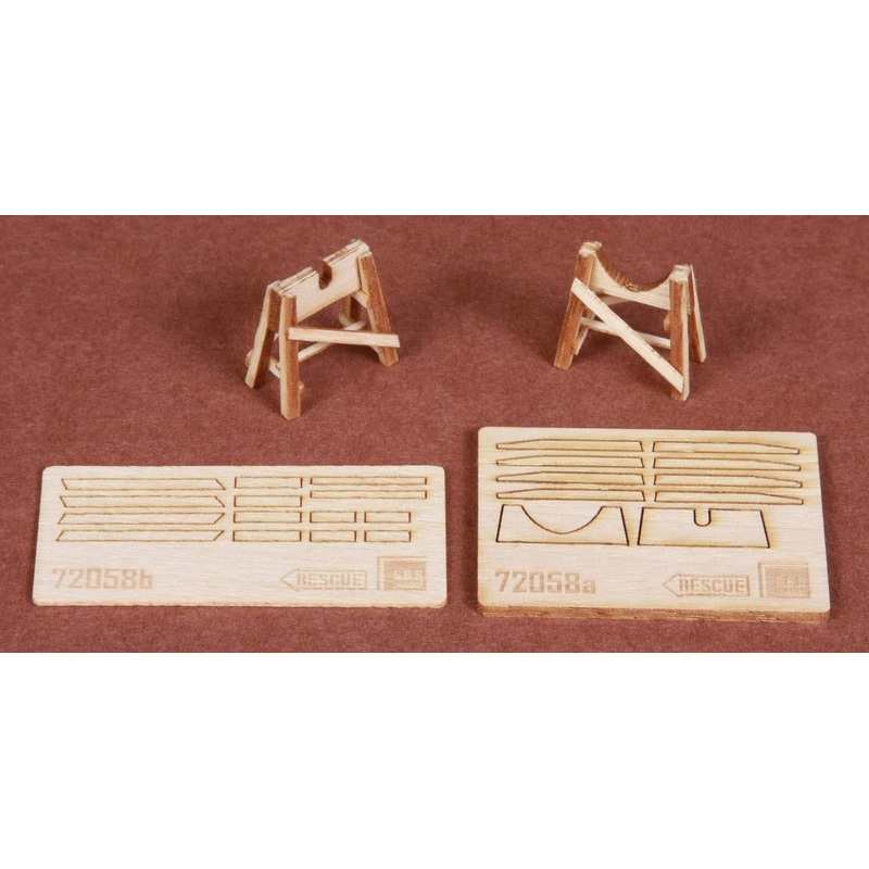 1/72 Piaggio PC 7 Wooden Stand for Pegna