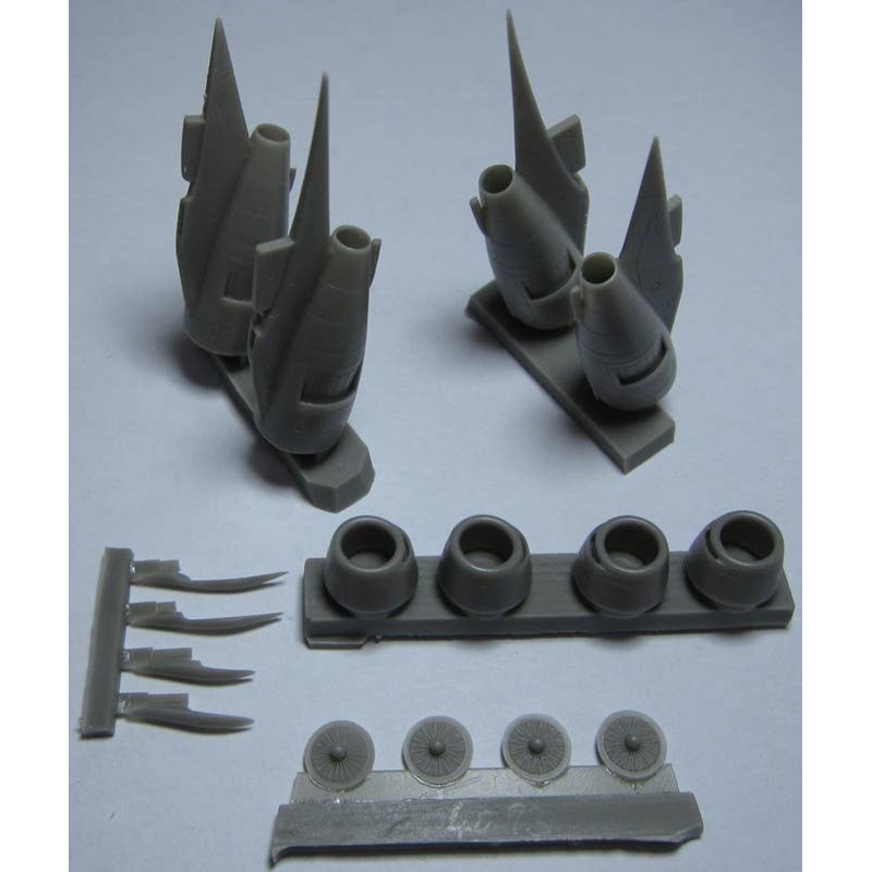 1/144 DC-8 PW JT3D-3 Engines (for Minicraft)