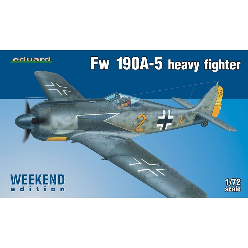 1/72 Fw 190A-5 Heavy Fighter (Weekend)