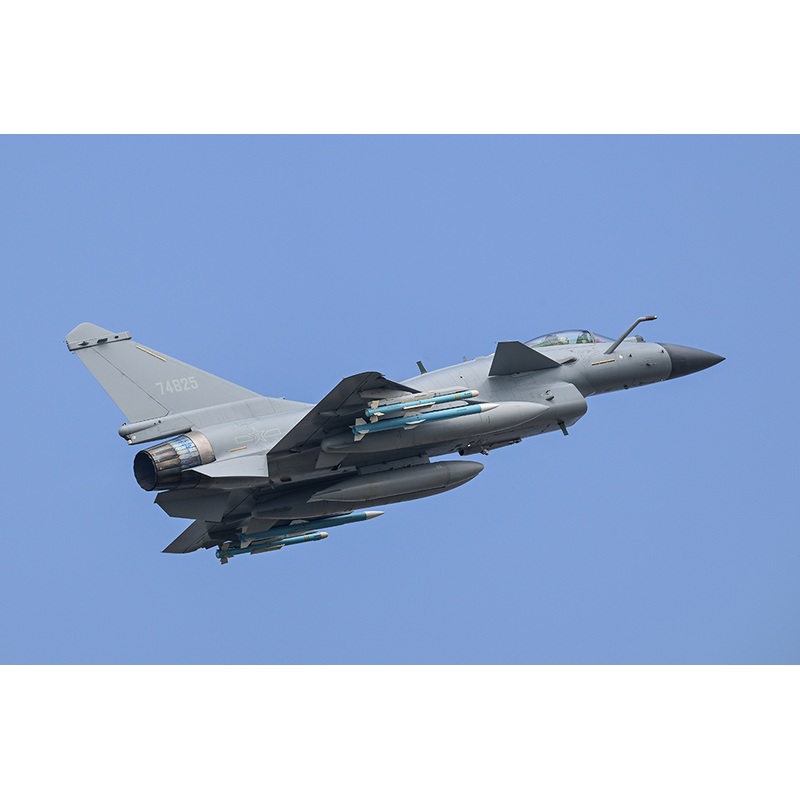 1/72 Chinese Air Force J-10C Fighter