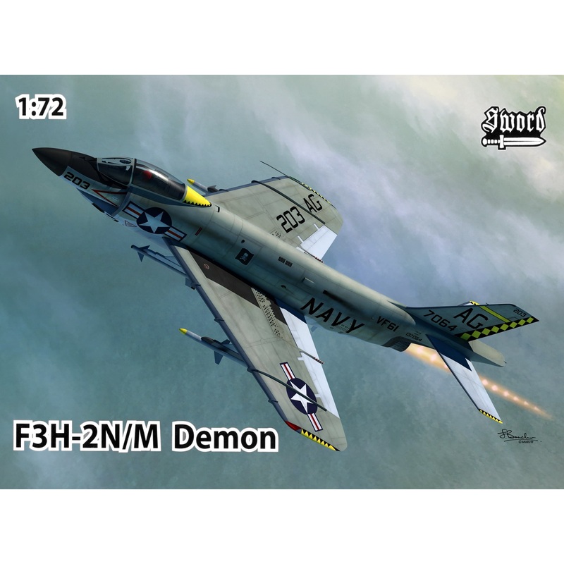 1/72 F3H-2N/M Demon
