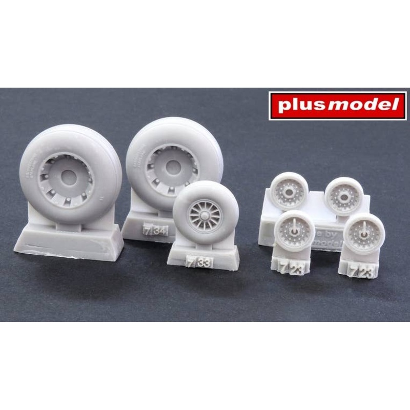 1/72 PBY Privateer Wheels (grooved)