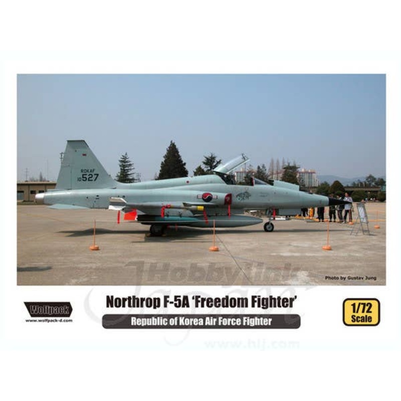 1/72 Northrop F-5A Freedom Fighter Republic of Korea Air Force Fighter (Premium Edition Kit)