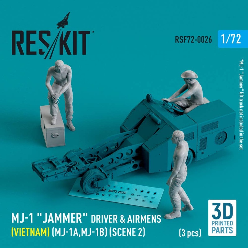 1/72 MJ-1 Jammer Driver & airmens (Vietnam) (MJ-1A,MJ-1B) (scene 2) (3 pcs) (3D Printed)