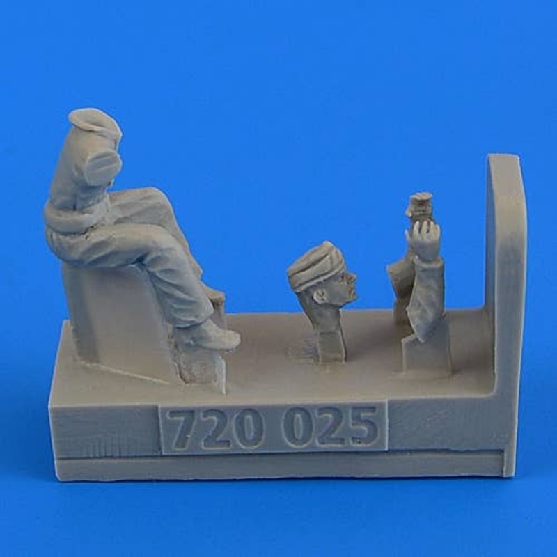 1/72 WWII RAF Motorcycle Driver Part 2