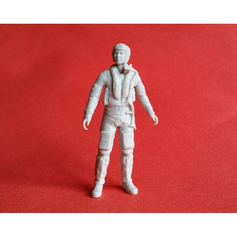 1/48 Eurofighter Typhoon Pilot 2