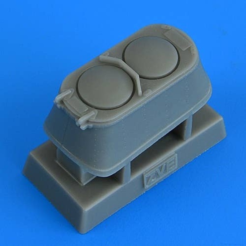 1/48 Mil Mi-8MT/Mi-17 DISS-15 RF container (for ZVEZDA)