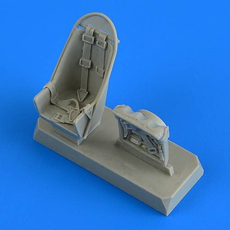 1/48 Ju 87B Stuka Seats with Safety Belts (for Airfix)