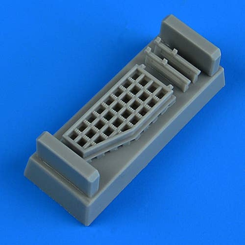 1/48 Zlin Z-37 Cmelak stepboard (for Maco)