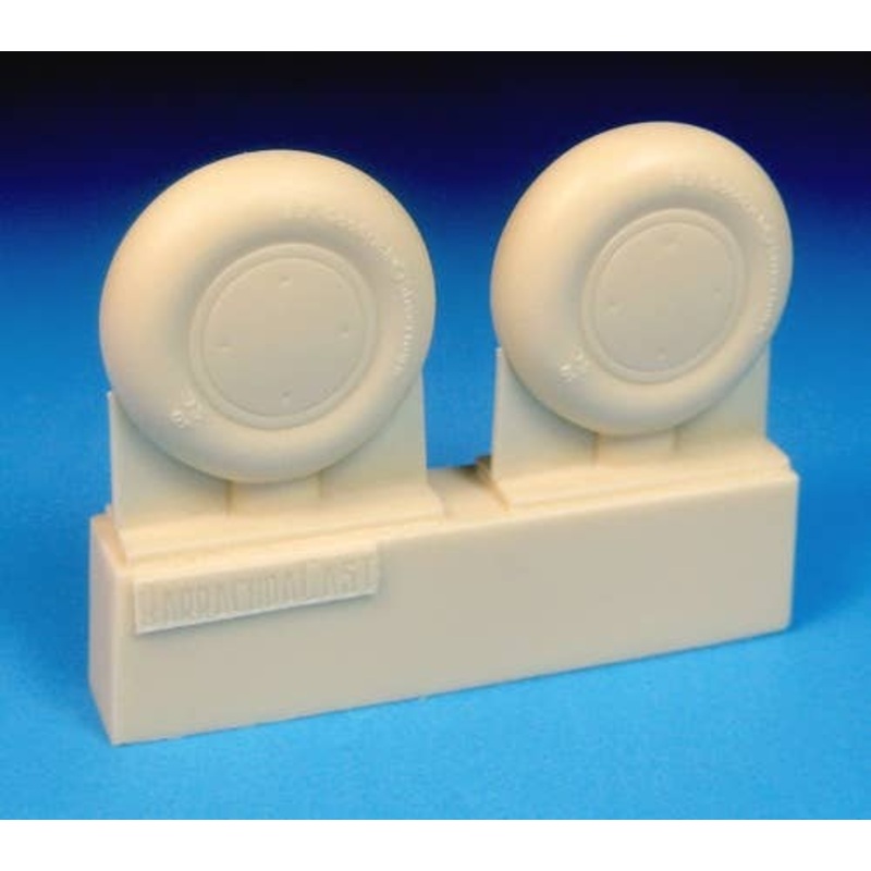 1/48 P-40B/C Main Wheels with Smooth Tire