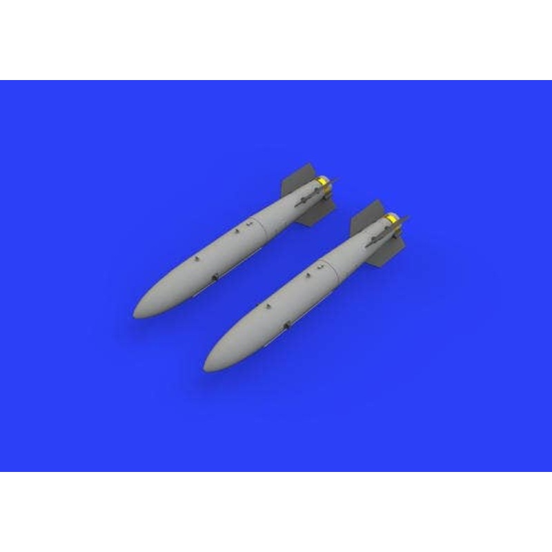 1/48 B43-0 Nuclear Weapon w/SC43-4/-7 Tail Assembly