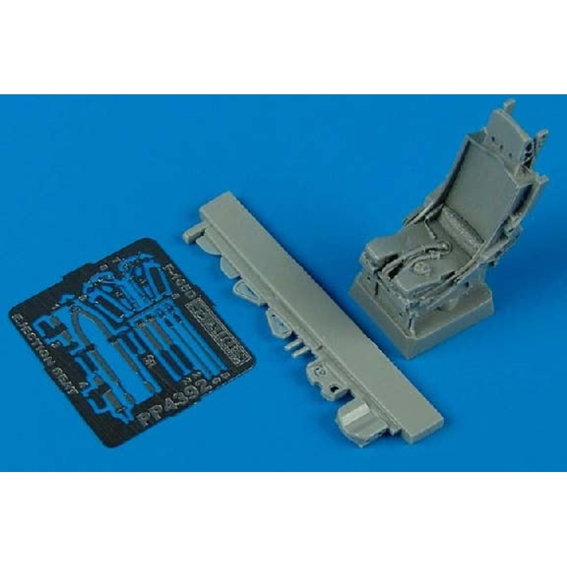 1/48 Republic F-105D ejection seat