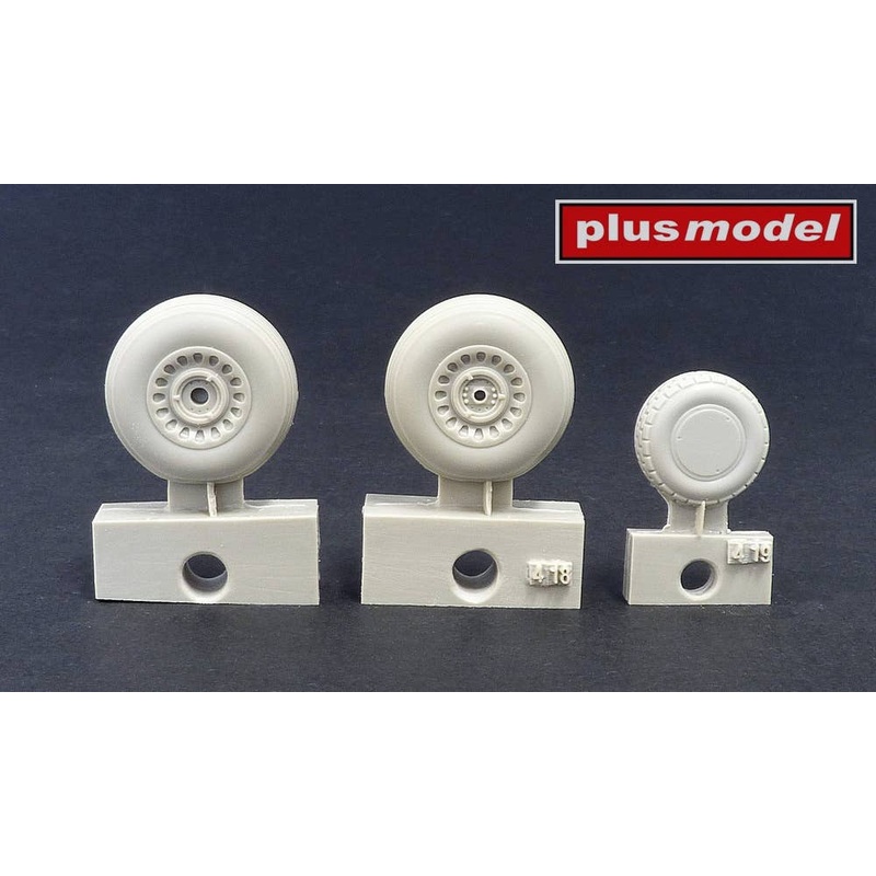 1/48 B-26 Marauder wheels early grooved