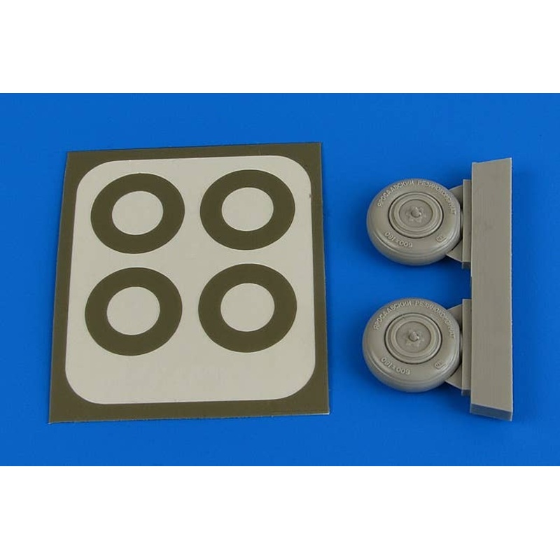 1/48 Yak-3 Wheels & Paint Masks