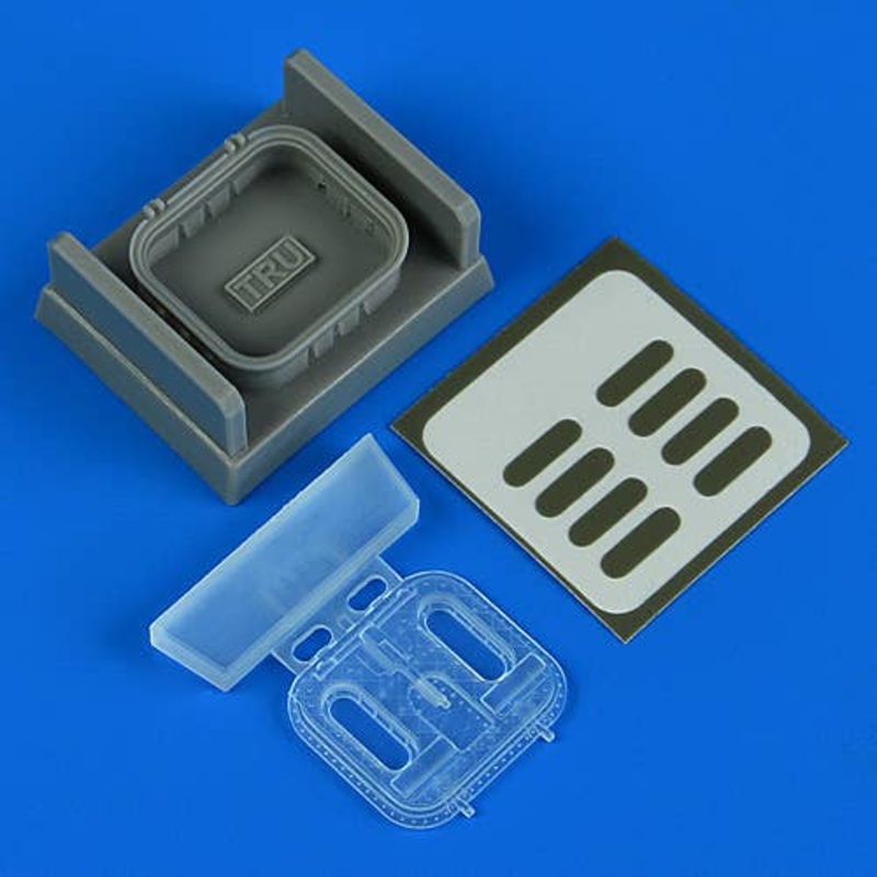 1/48 Mi-8MT/Mi-17 open service/emergency hatch (for Trumpeter)