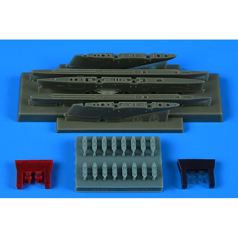 1/48 RF-5E Tiger II pylons & missile launchers