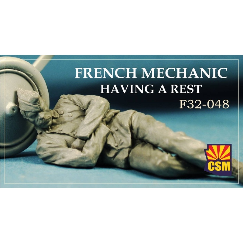 1/32 French Mechanic Having a Rest