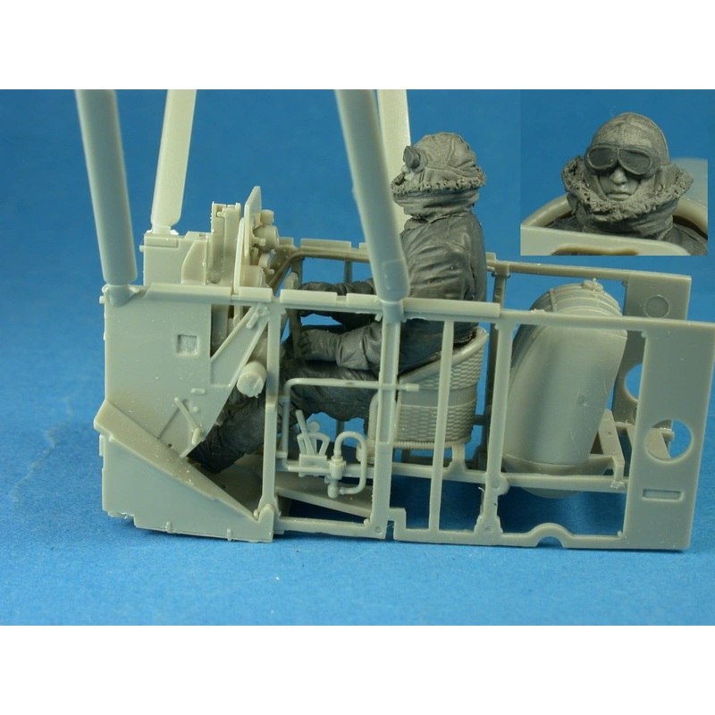 1/32 Seated RFC Pilot in Sidcot Suit (for Wingnut Wings)