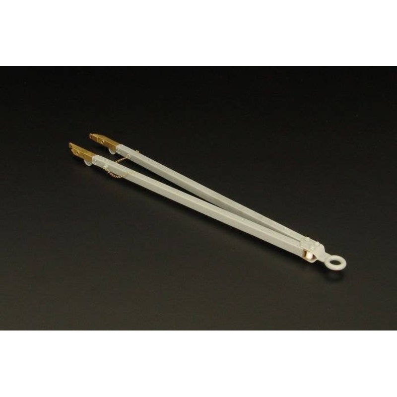 1/32 U.S. Navy Tow bar