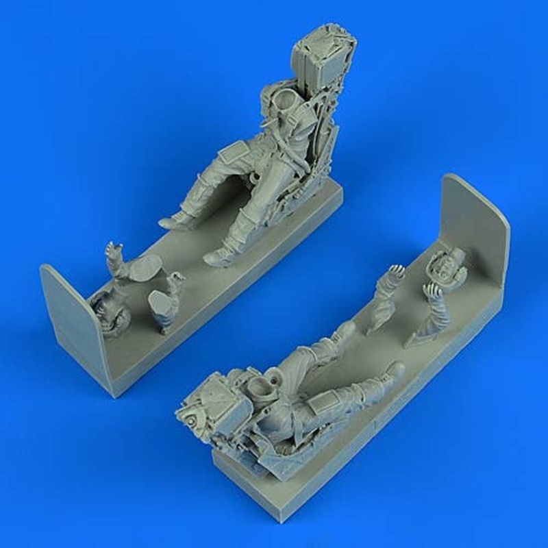1/32 German Luftwaffe Pilot and Opertor with Ej. Seats for Panavia Tornado IDS/ECR (for Revell)