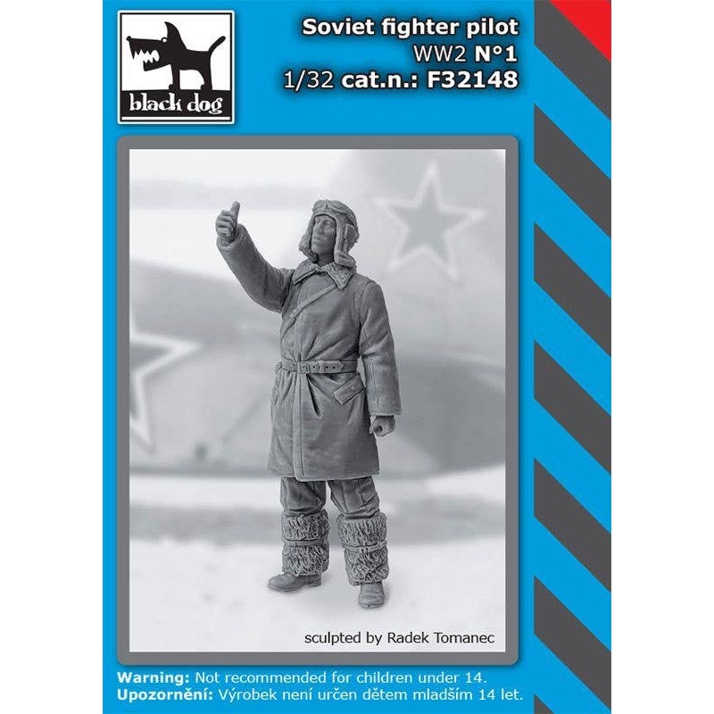 1/32 Soviet fighter pilot WW II No.1