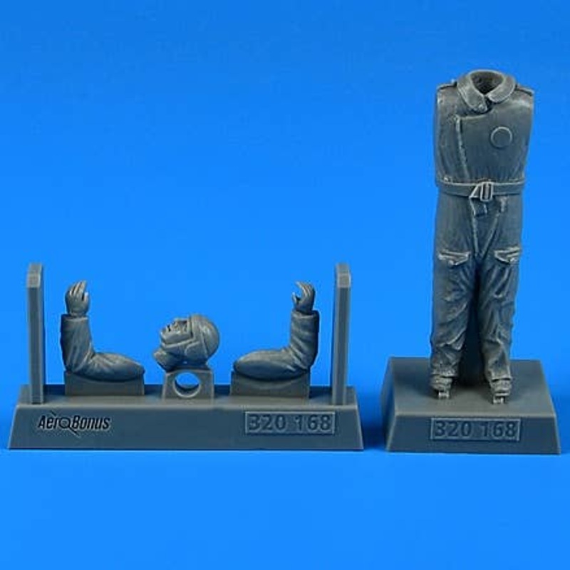 1/32 Italian WWII Fighter Pilot