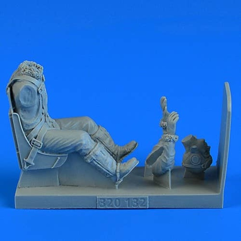 1/32 USAAF WWII Pilot with Ejection Seat for P-51D Mustang