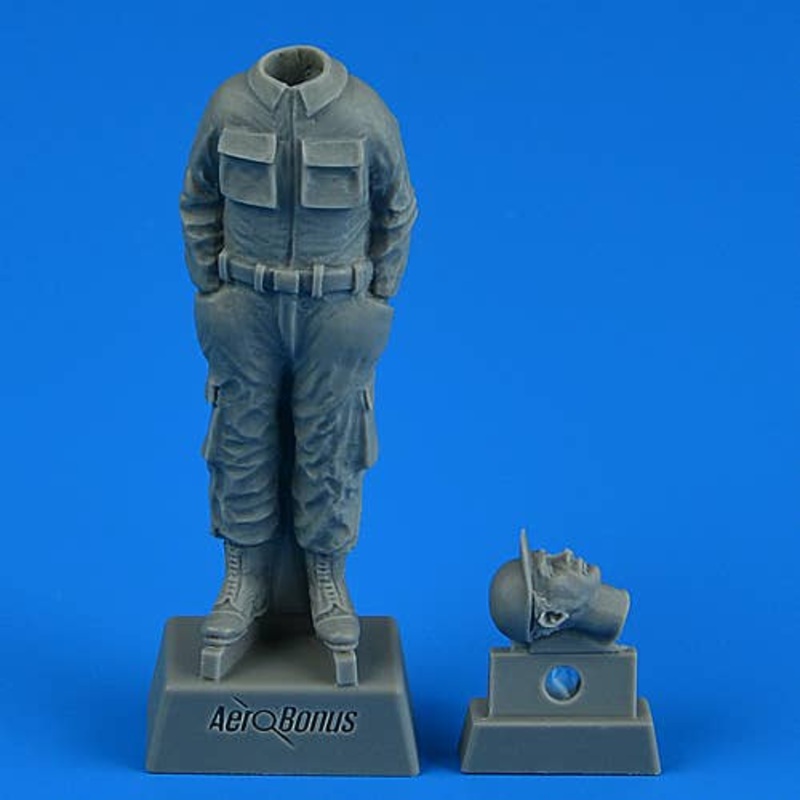 1/32 USAF Mechanic Korean War