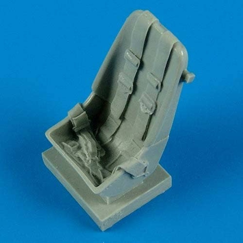 1/32 Messerschmitt Bf 109F Early Seat with Safety Belts (for Hasegawa)