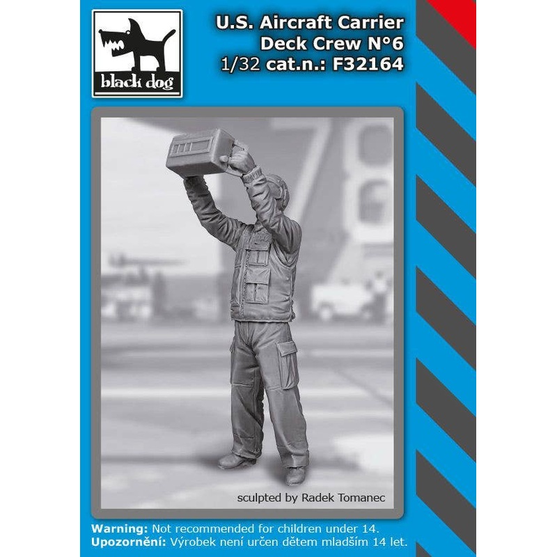 1/32 US aircraft carrier deck crew No.6