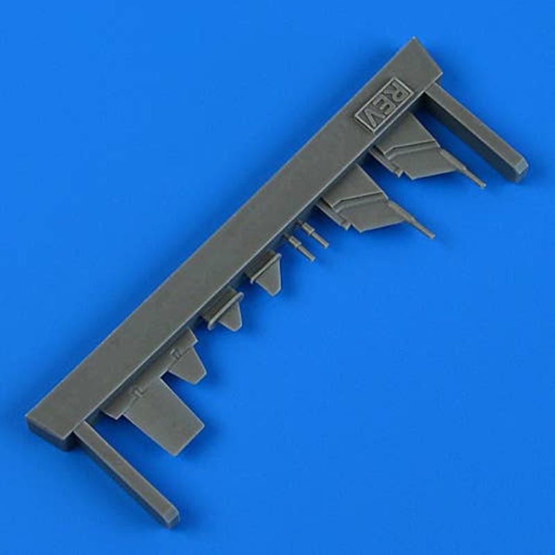 1/32 Tornado IDS/ECR antennas
