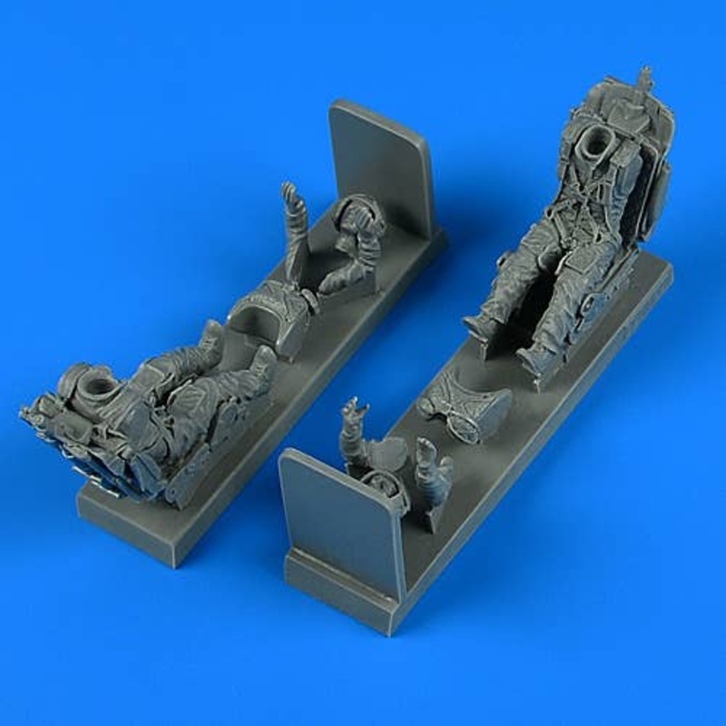 1/32 Soviet Pilot and Trainer Pilot with Ejection Seat for MiG-21 UM (for Trumpeter)