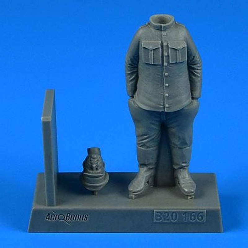 1/32 WW.I German / Austria-Hungary Imperial Army Pilot 4