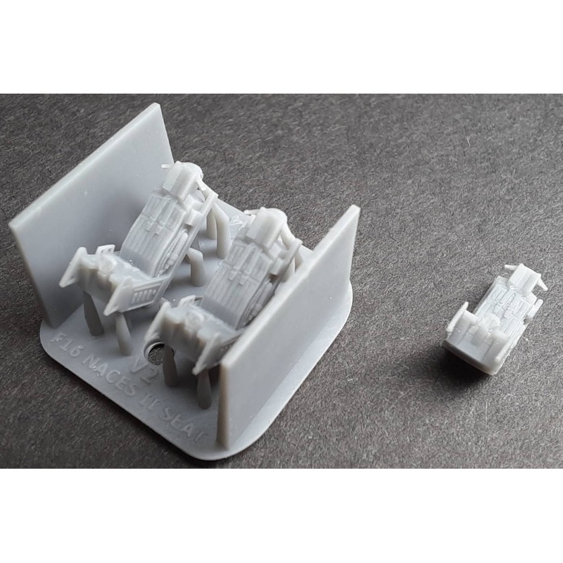 1/144 F-16 ACES II seat (2 pcs), for Revell
