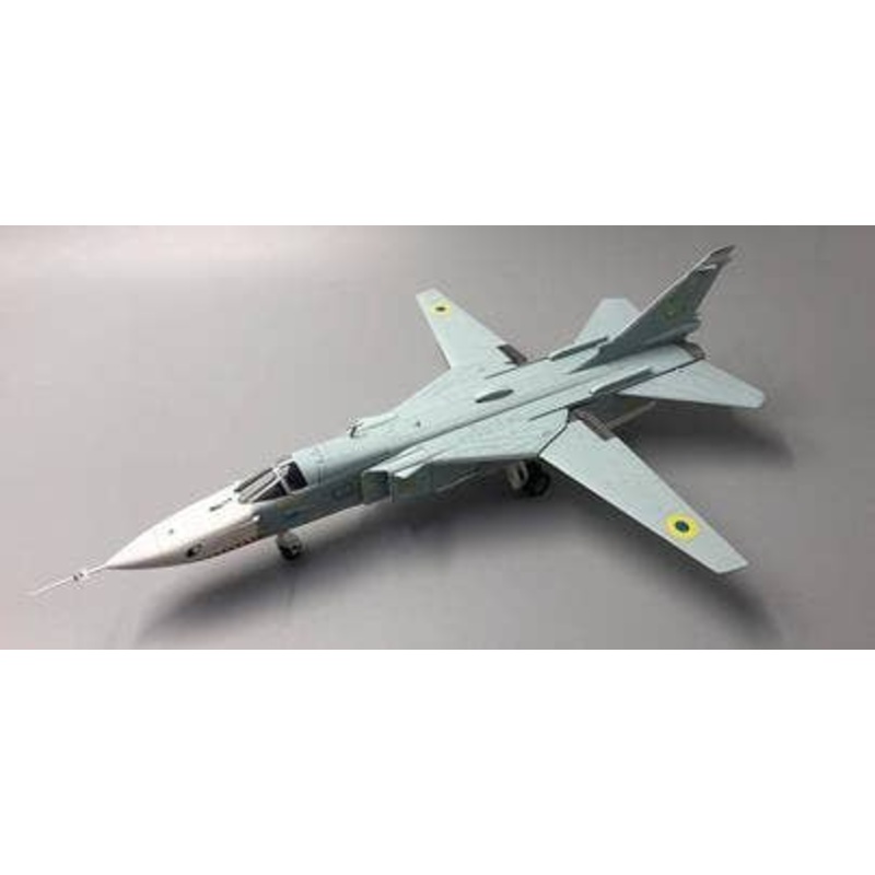 1/72 Su-24MR Ukrainian Air Force Yellow 15