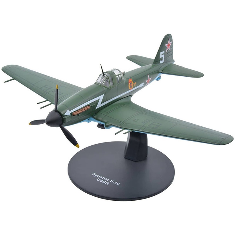 1/72 WW.II Soviet Air Force Ground Attack Aircraft Ilyushin IL-10 Finished Product