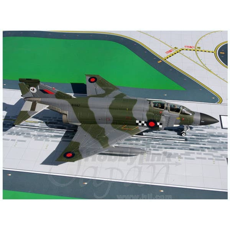 1/72 F-4K (Phantom FG.1) Bryggen Base XV567