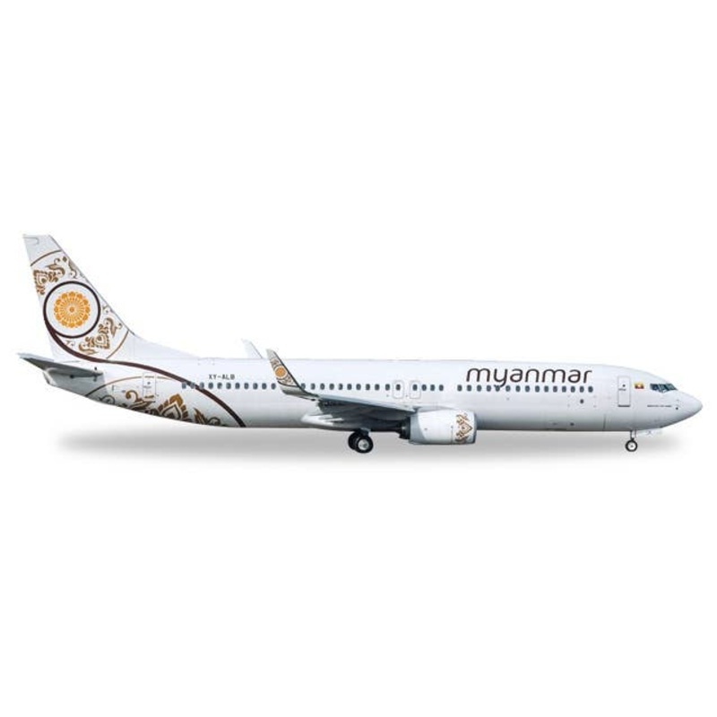 1/500 Myanmar National Airlines Boeing 737-800 - XY-ALB
