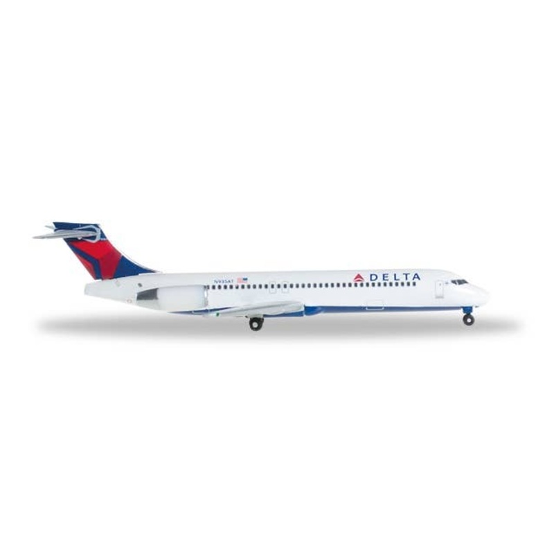 1/500 717 Delta Air Lines N935AT