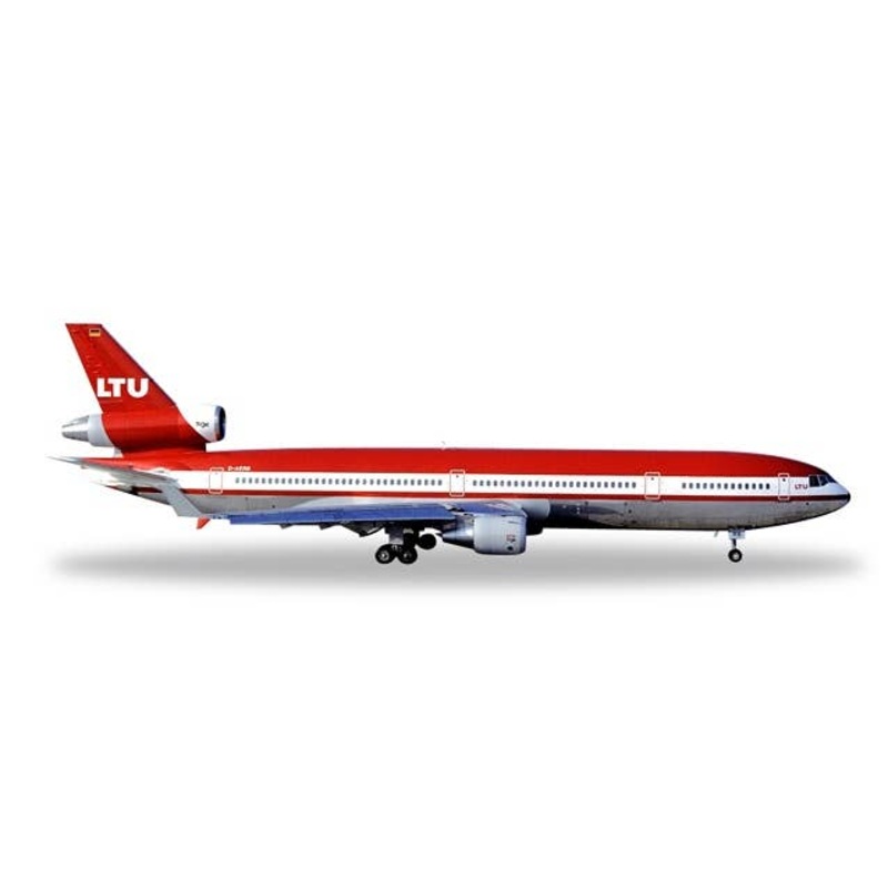 1/500 MD-11 LTU International Airlines D-AERB
