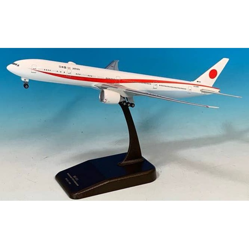 1/500 Japanese Air Force One #80-1111 with Plastic Stand 777-300ER