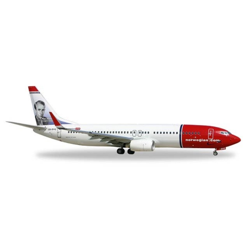 1/500 737-800 Norwegian Air Shuttle LN-DYC Max Manus