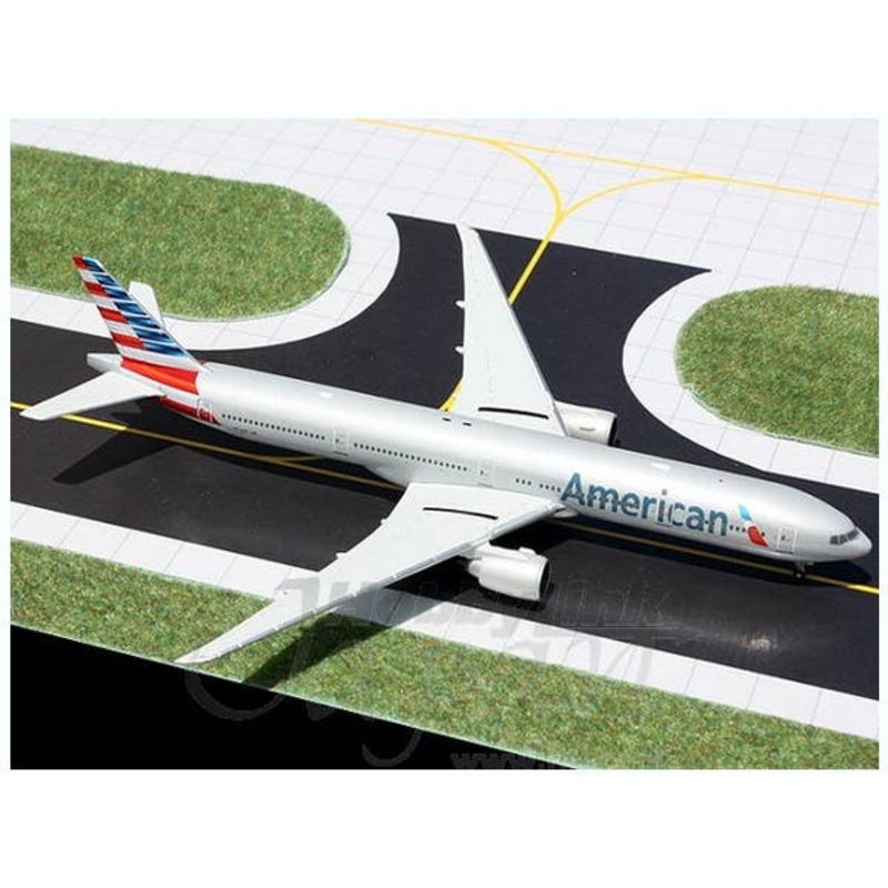 1/400 777-300ER American Airlines new painting N718AN