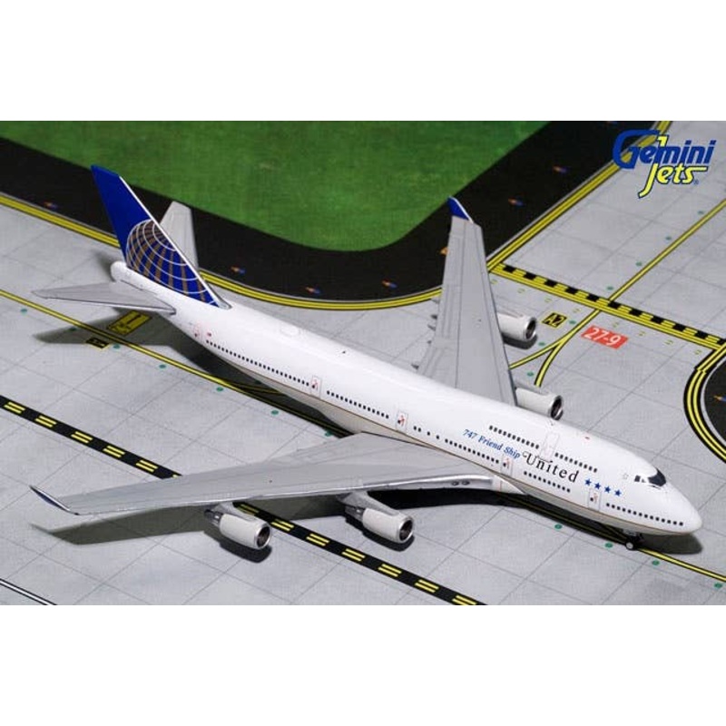 1/400 United Airlines (747 Friendship) 747-400 N121UA