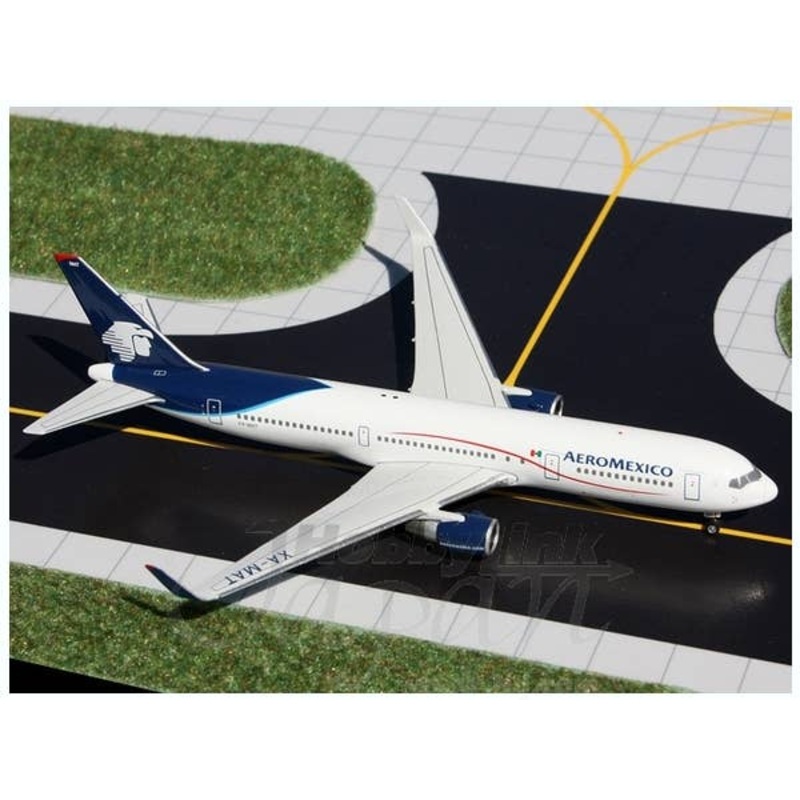 1/400 Aero Mexico Boeing 767-399ER