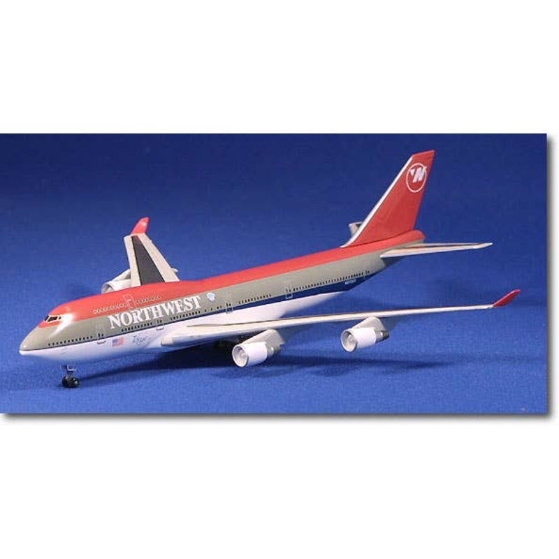 1/400 Northwest B747-400 City of Tokyo