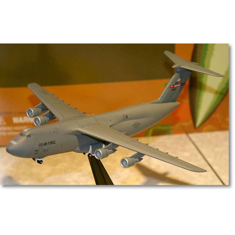 1/400 USAF C-5B Galaxy 60th AW