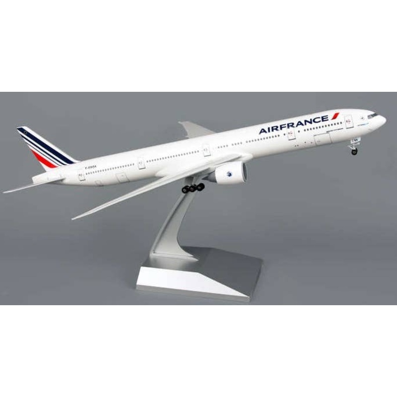 1/200 777-300ER Air France (With Gear)
