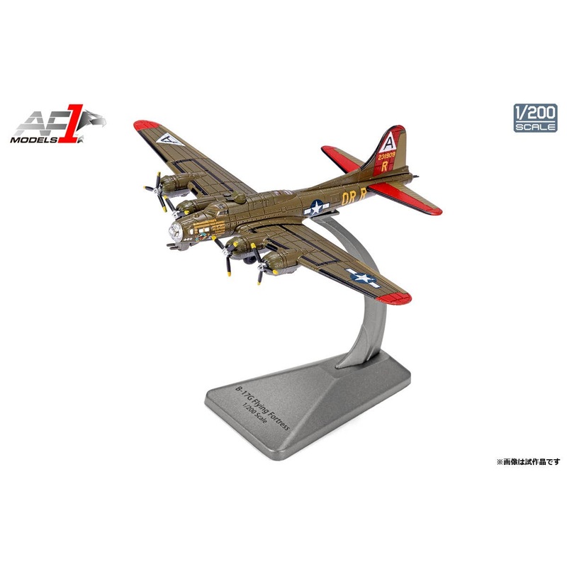 1/200 B-17G FLYING FORTRESS